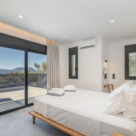 Nadine Villa Spartokhórion